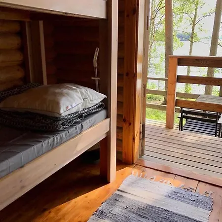 بيت خشبي Koskenselkae